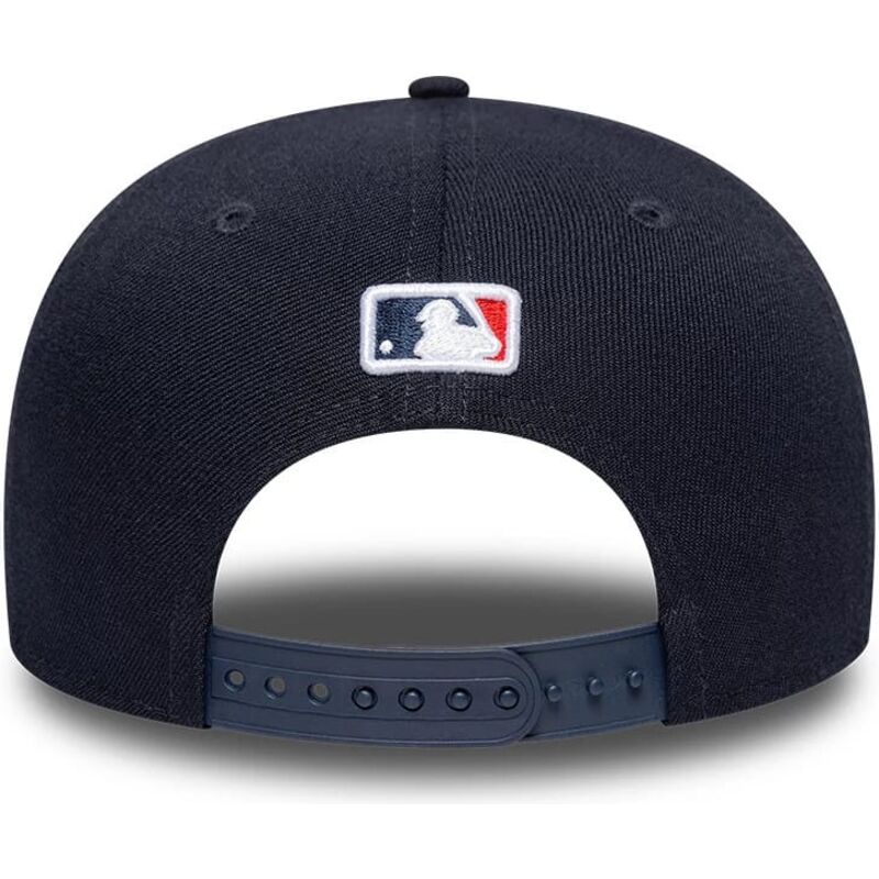 casquette-courbee-bleue-marine-snapback-9seventy-stretch-snap-player-replica-boston-red-sox-mlb-new-era