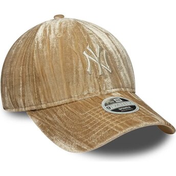 Casquette courbée beige ajustable pour femme avec logo beige 9TWENTY Velour New York Yankees MLB New Era