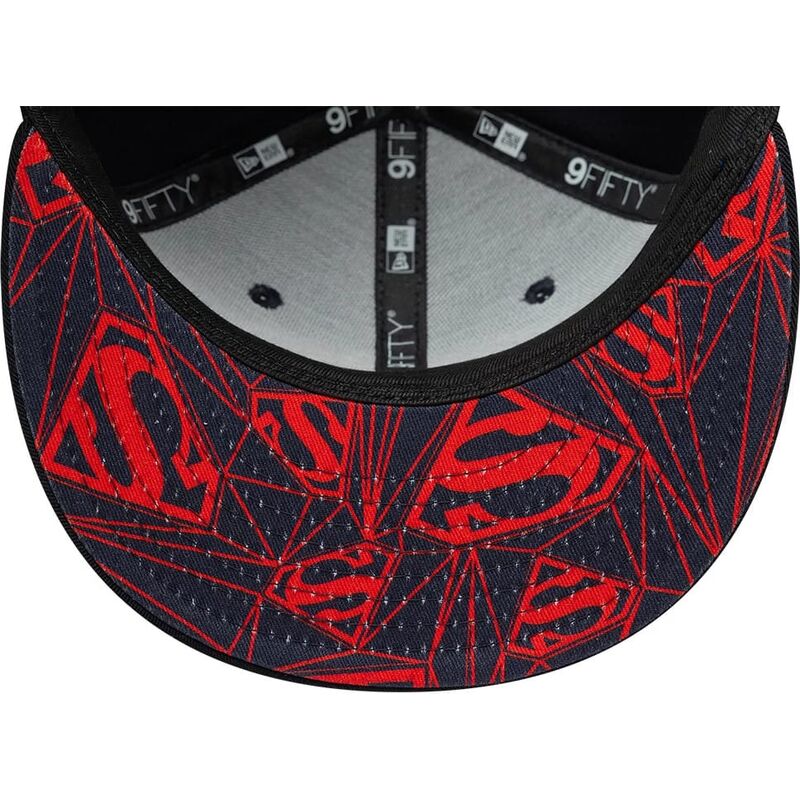 casquette-plate-bleue-snapback-pour-enfant-9fifty-piping-superman-dc-comics-new-era casquette-plate-bleue-snapback-pour-enfant-9fifty-piping-superman-dc-comics-new-era