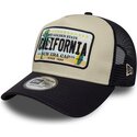 casquette-trucker-beige-et-bleue-marine-a-frame-license-plate-california-new-era