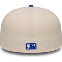 casquette-plate-beige-et-bleue-ajustee-avec-logo-bleu-59fifty-league-essential-new-york-yankees-mlb-new-era