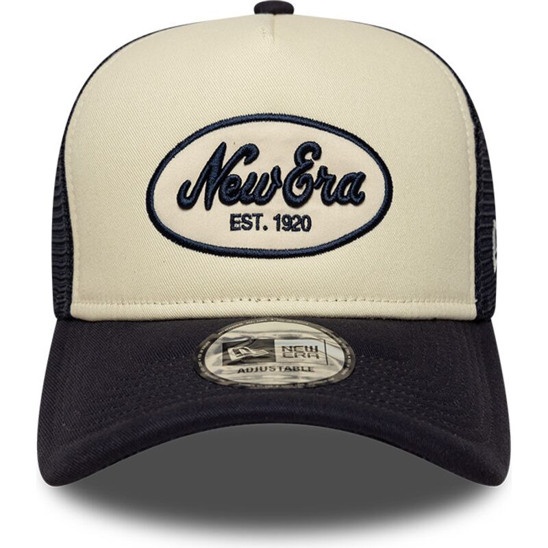 casquette-trucker-bleue-marine-et-beige-a-frame-oval-foam-patch-new-era