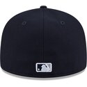 casquette-plate-bleue-marine-ajustee-59fifty-rhinestone-badge-new-york-yankees-mlb-new-era
