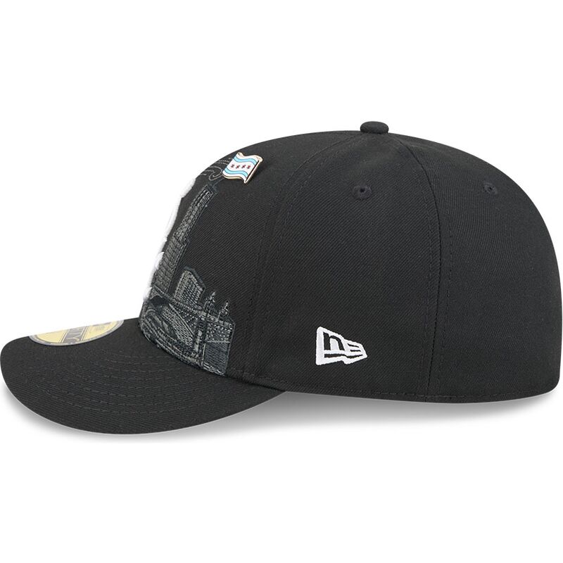 casquette-courbee-noire-ajustee-59fifty-pin-na-lifestyle-f1-chicago-white-sox-mlb-new-era