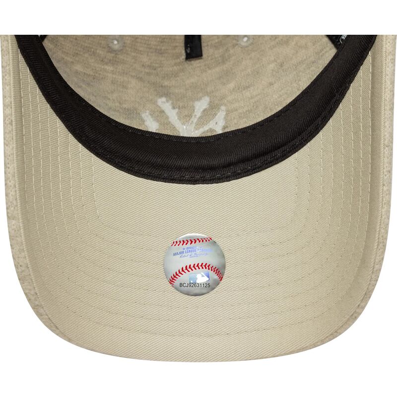 casquette-courbee-beige-ajustable-avec-logo-beige-9twenty-a-frame-melton-luxe-new-york-yankees-mlb-new-era
