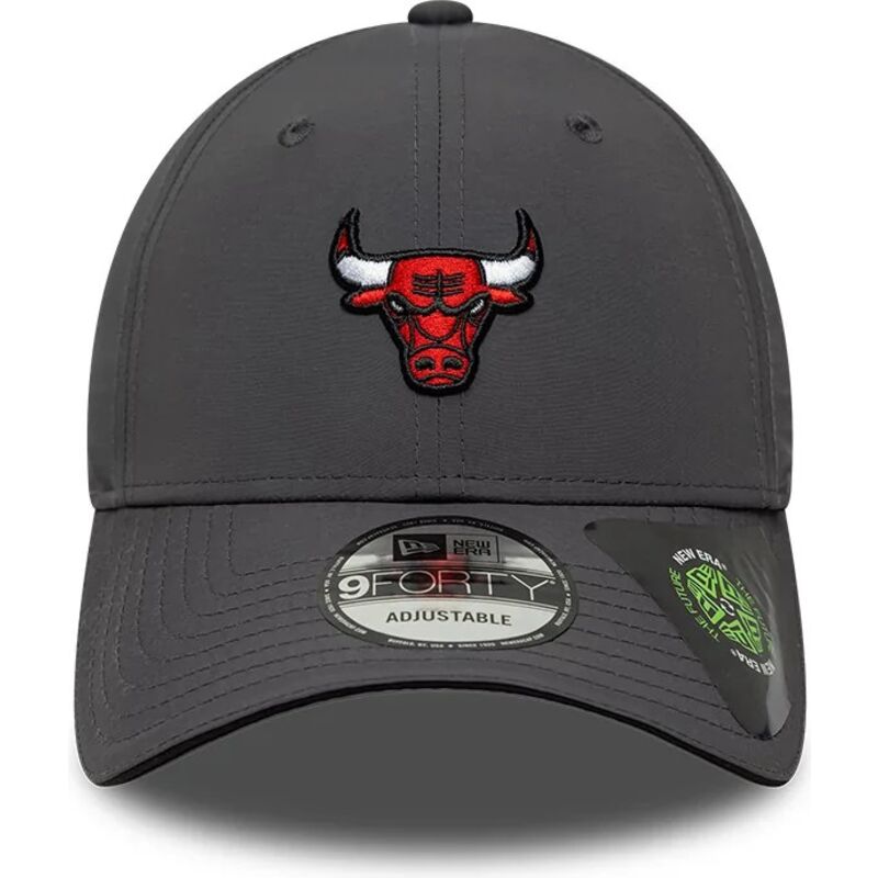 casquette-courbee-grise-ajustable-9forty-recycled-chicago-bulls-nba-new-era