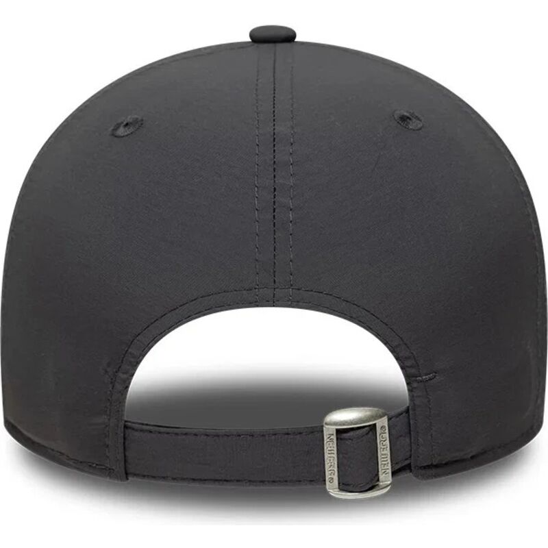 casquette-courbee-grise-ajustable-9forty-recycled-chicago-bulls-nba-new-era