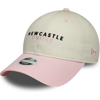 Casquette courbée beige et rose ajustable pour femme 9TWENTY Newcastle United Football Club Premier League New Era