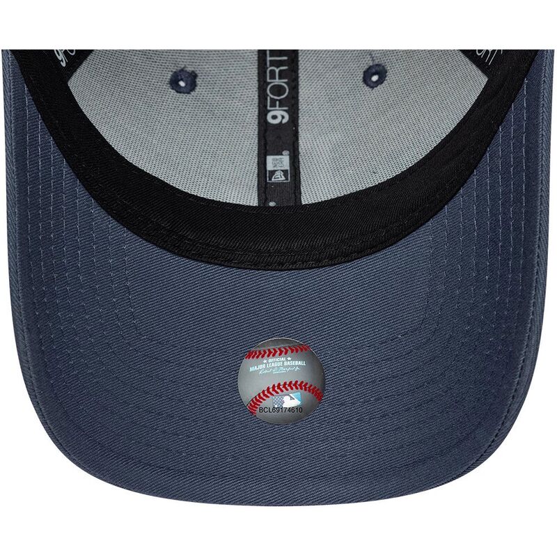 casquette-courbee-grise-ajustable-9forty-league-essential-los-angeles-dodgers-mlb-new-era casquette-courbee-grise-ajustable-9forty-league-essential-los-angeles-dodgers-mlb-new-era