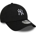 casquette-courbee-noire-ajustee-39thirty-stretch-mesh-new-york-yankees-mlb-new-era