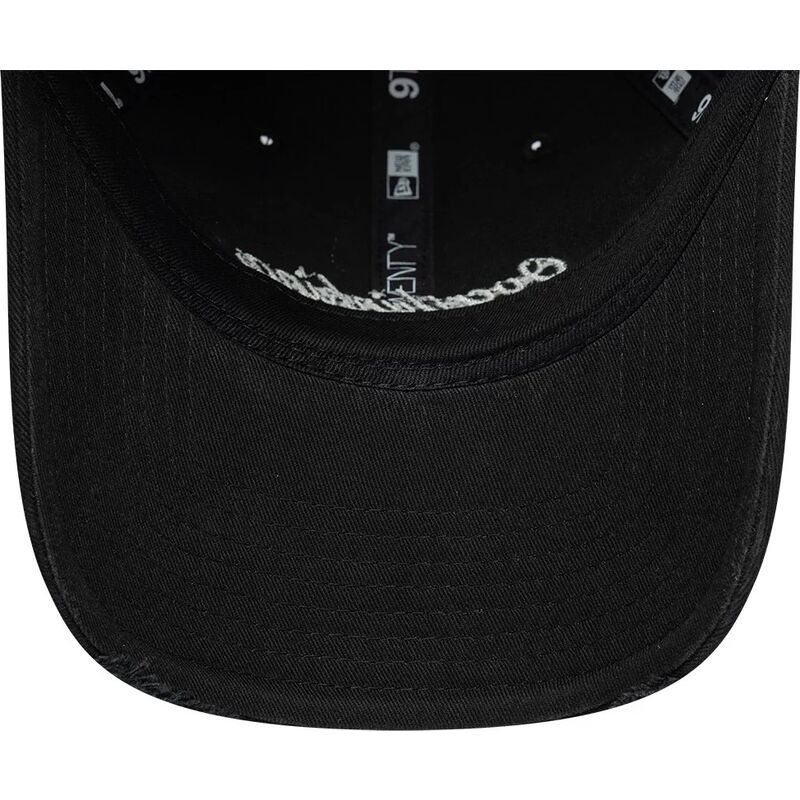 casquette-courbee-noire-ajustable-pour-femme-9twenty-slogan-overthinking-new-era