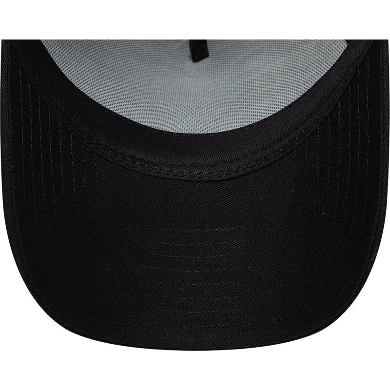 casquette-courbee-noire-snapback-e-frame-rubber-logo-new-york-new-era