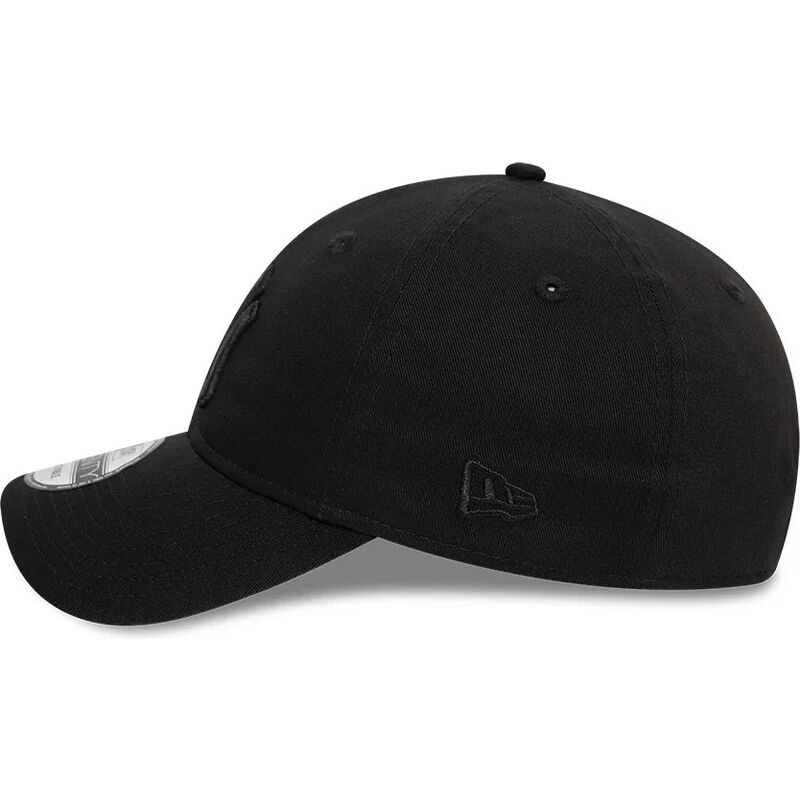 casquette-courbee-noire-ajustable-avec-logo-noir-9twenty-league-essential-new-york-yankees-mlb-new-era casquette-courbee-noire-ajustable-avec-logo-noir-9twenty-league-essential-new-york-yankees-mlb-new-era