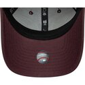 casquette-courbee-grenat-ajustable-pour-femme-avec-logo-grenat-9forty-league-essential-new-york-yankees-mlb-new-era