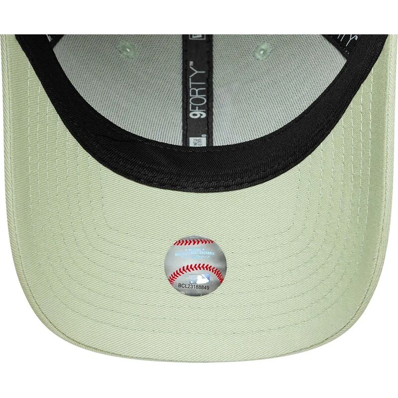 casquette-courbee-verte-claire-ajustable-9forty-league-ess-9forty-league-essential-los-angeles-dodgers-mlb-new-era casquette-courbee-verte-claire-ajustable-9forty-league-ess-9forty-league-essential-los-angeles-dodgers-mlb-new-era