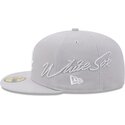 casquette-plate-grise-ajustee-59fifty-side-script-chicago-white-sox-mlb-new-era