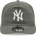 casquette-courbee-verte-snapback-19twenty-precurved-new-york-yankees-mlb-new-era