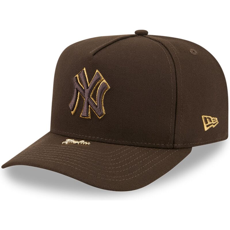 casquette-courbee-marron-snapback-9fifty-a-frame-precurved-visor-pin-new-york-yankees-mlb-new-era