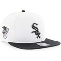 casquette-plate-blanche-snapback-unie-avec-logo-lateral-mlb-chicago-white-sox-47-brand